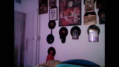 Snapshot of hurtadodirector chatting on April 29, 2026, 7:45 am hurtadodirector online show from April 29, 2026, 7:45 am