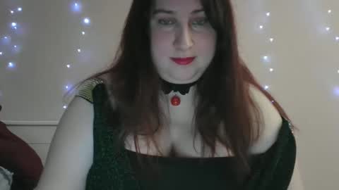 Snapshot of hushandhold chatting on May 9, 2026, 5:40 pm hushandhold online show from May 9, 2026, 5:40 pm