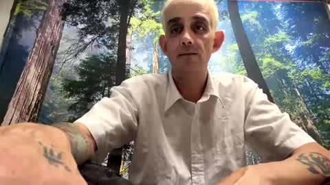 huskyclip70 online show from May 26, 2026, 3:35 am