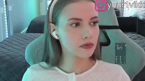 Vika online show from December 13, 2025, 10:26 pm