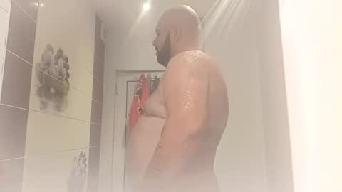 Snapshot of hustlehardd chatting on November 4, 2025, 9:36 pm hustlehardd online show from November 4, 2025, 9:36 pm