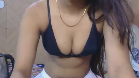 Snapshot of hy_siry chatting on April 18, 2026, 6:39 am Siry online show from April 18, 2026, 6:39 am