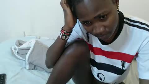 hyacinth_b online show from May 10, 2026, 9:20 pm