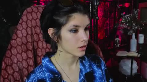 Hyeon Jin online show from January 6, 2025, 8:39 pm