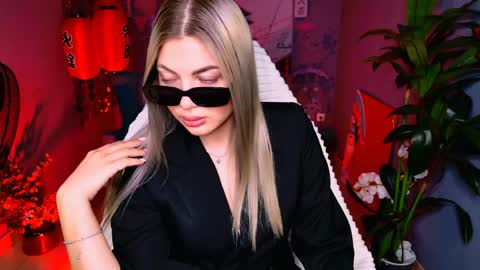 hyileyclark online show from March 24, 2026, 9:47 am