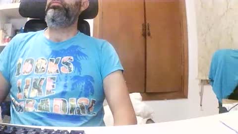 Hyperpau online show from September 19, 2025, 3:52 am