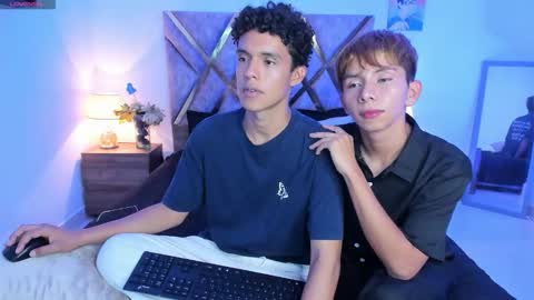 Son Hyunjin online show from November 13, 2025, 6:18 pm