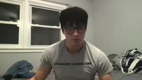 hyunluv online show from March 30, 2026, 7:31 am