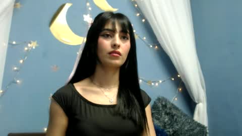 Snapshot of i_alessia chatting on June 16, 2026, 7:27 pm i_alessia online show from June 16, 2026, 7:27 pm