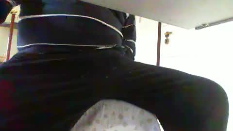 Snapshot of i_am_curious_ chatting on April 20, 2026, 3:37 pm i_am_curious_ online show from April 20, 2026, 3:37 pm