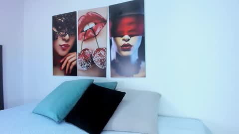 The Dolls online show from December 15, 2025, 8:24 pm