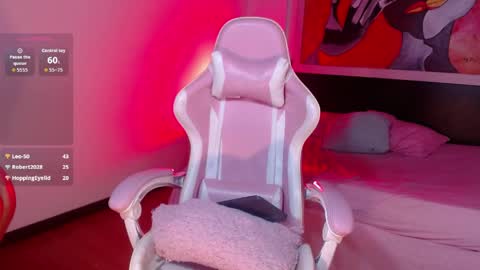 karoll online show from May 7, 2026, 8:14 pm