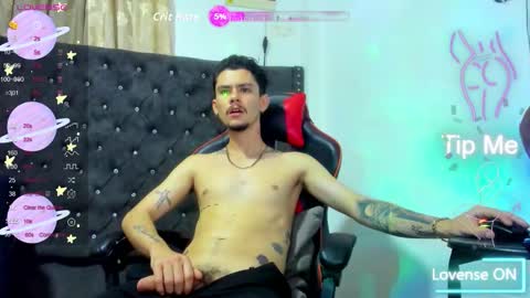 kelvis online show from October 13, 2025, 10:43 pm