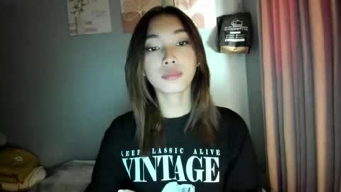 Snapshot of i_can_do_both chatting on February 16, 2026, 7:26 am jek online show from February 16, 2026, 7:26 am