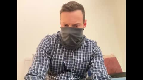 i o ro online show from November 25, 2025, 5:29 am