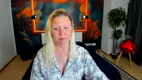 Samanta online show from June 25, 2026, 1:27 am