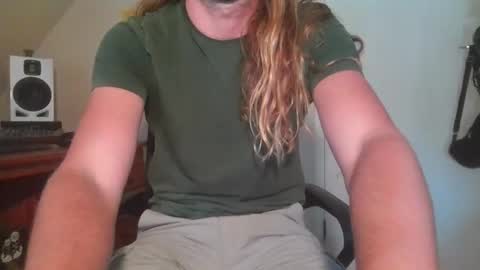 iam4sale online show from February 18, 2026, 12:56 pm