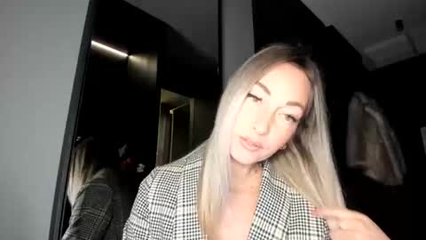 Snapshot of iam_blake chatting on March 7, 2026, 5:26 am Blake online show from March 7, 2026, 5:26 am