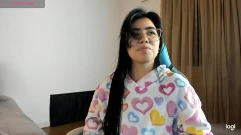 Elizabeth online show from July 25, 2026, 3:37 am