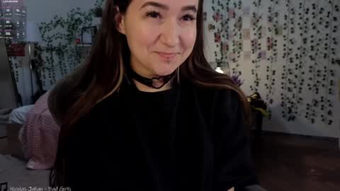 Meg  online show from December 24, 2024, 2:32 am