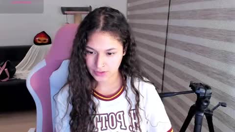 Snapshot of iam_nikki chatting on September 22, 2025, 12:56 am On instagram Imm NikkiHelp me reach 100 likes online show from September 22, 2025, 12:56 am