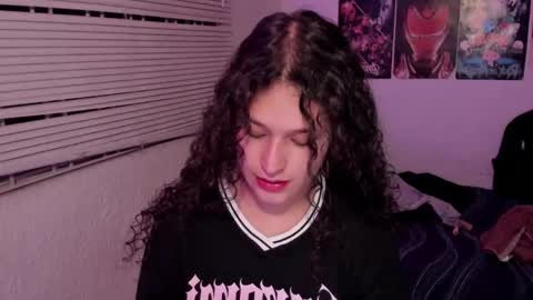 On instagram Imm  NikkiHelp me reach 100 likes online show from January 18, 2026, 4:16 am