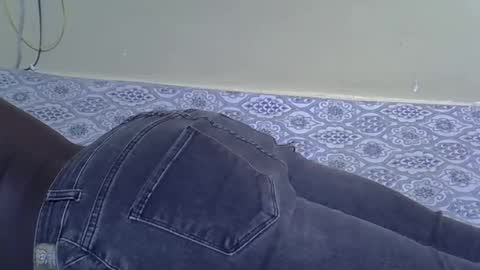 iam_nisa online show from October 11, 2025, 9:02 pm