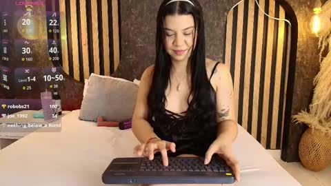 Snapshot of iam_salome_ chatting on October 8, 2025, 9:01 pm salome online show from October 8, 2025, 9:01 pm