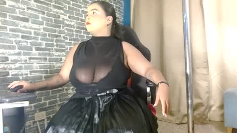 Snapshot of iam_samy__ chatting on July 1, 2026, 11:01 am Samy online show from July 1, 2026, 11:01 am