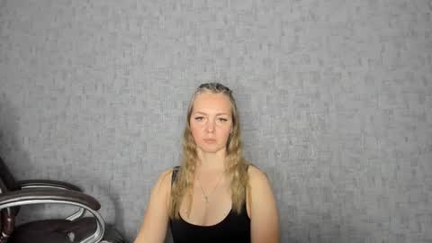 Venus online show from November 8, 2025, 12:05 pm