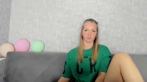 Venus online show from November 13, 2025, 1:54 pm