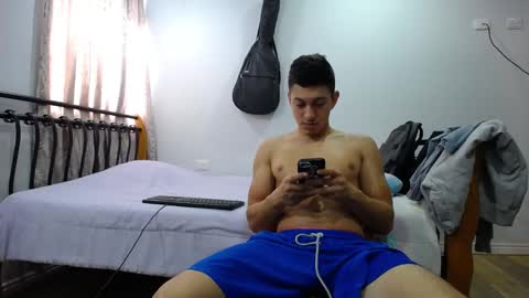 iam_yourbabyprincess_xd online show from January 11, 2025, 6:54 pm