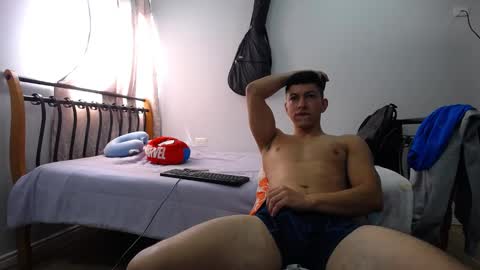 iam_yourbabyprincess_xd online show from January 17, 2025, 4:36 pm