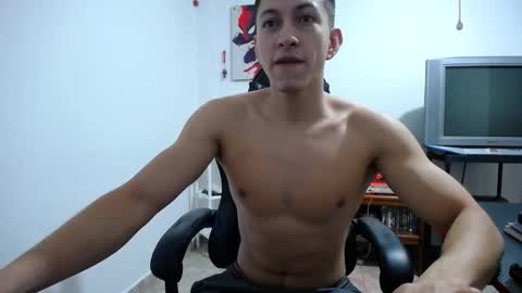 iam_yourbabyprincess_xd online show from October 8, 2025, 4:21 am