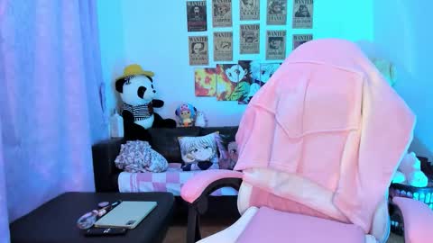 Snapshot of iam_zoechan chatting on December 20, 2025, 11:01 pm Zoe 3 online show from December 20, 2025, 11:01 pm