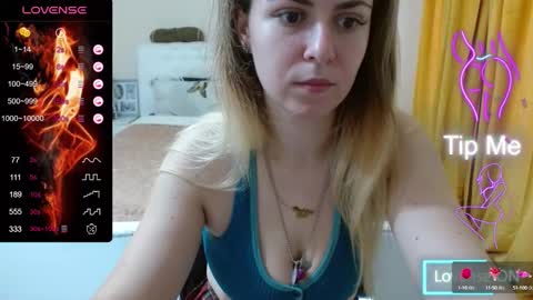 Snapshot of iamdaddyissues chatting on September 29, 2025, 7:13 am Alice online show from September 29, 2025, 7:13 am