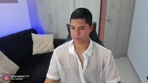 Dylan  independent model  online show from March 5, 2025, 4:35 pm