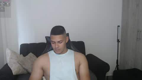 Dylan  independent model  online show from June 26, 2026, 8:13 pm