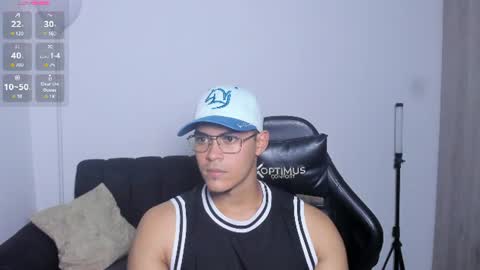 Dylan  independent model  online show from July 17, 2026, 4:52 am