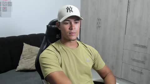 Dylan  independent model  online show from July 25, 2026, 4:54 am