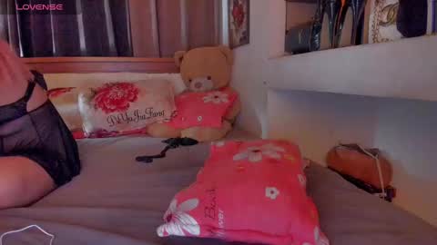 Snapshot of iamjazzmine chatting on March 1, 2025, 5:42 am Miss Jazzmine online show from March 1, 2025, 5:42 am