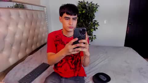 Snapshot of iamjuanjoc chatting on August 9, 2026, 3:44 am iamjuanjoc online show from August 9, 2026, 3:44 am