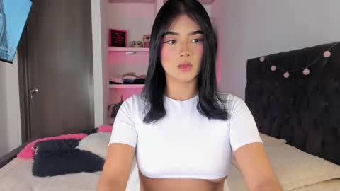 Snapshot of iamjulietaa chatting on December 16, 2024, 4:02 am    online show from December 16, 2024, 4:02 am