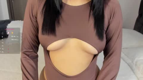 Snapshot of iamjulietaa chatting on September 22, 2025, 4:53 pm    online show from September 22, 2025, 4:53 pm