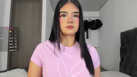 Snapshot of iamjulietaa chatting on October 7, 2025, 7:00 pm    online show from October 7, 2025, 7:00 pm