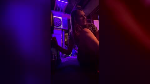 iamlane26558503 online show from February 12, 2026, 7:25 am