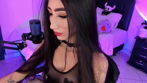 Snapshot of iammelody_ chatting on October 25, 2025, 3:14 am Mel  online show from October 25, 2025, 3:14 am