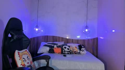 Nayuta online show from November 17, 2025, 3:12 am