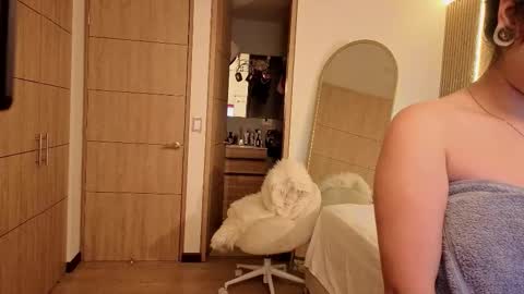 Nyxy online show from February 6, 2026, 11:02 am