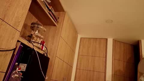 Snapshot of iamnyxy_ chatting on February 24, 2026, 10:57 am Nyxy online show from February 24, 2026, 10:57 am